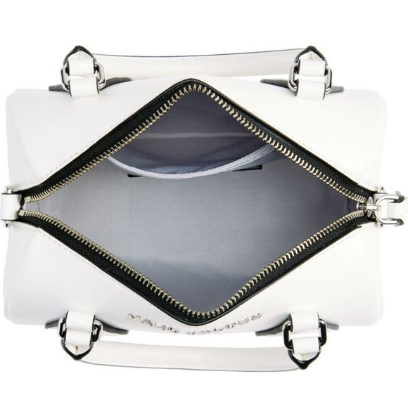 NWT. Marc Jacobs White Barrel Bag. - Picture 9 of 11